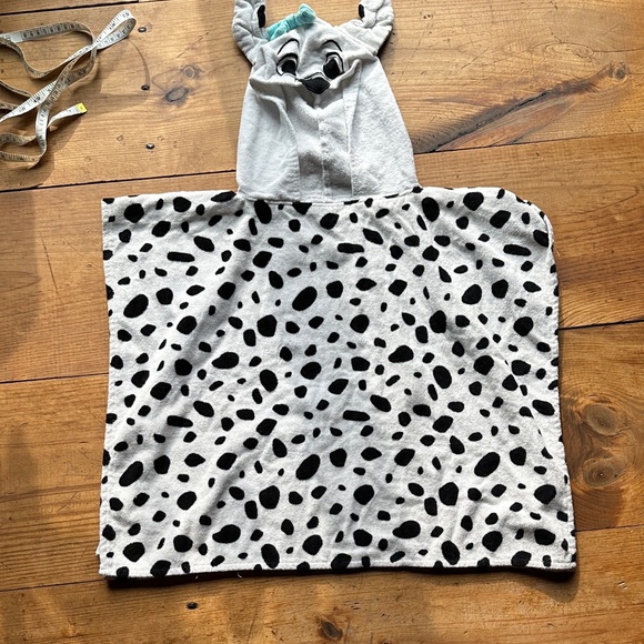 Other - Spotted Animal Hooded Kids Bib